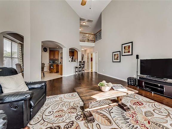 4th image of 2303 Balleybrooke Dr