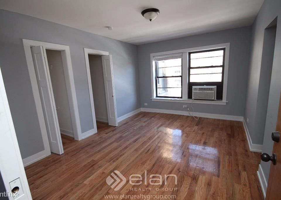 1st image of 550 W Arlington Pl APT 811