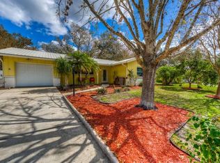 3731 Woodmont Dr, Sarasota, FL 34232