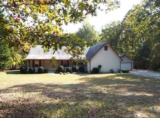 110 Gelding Gap Ln, Carthage, NC 28327
