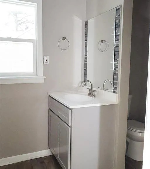 5460 Hamilton Ave — Photo 14