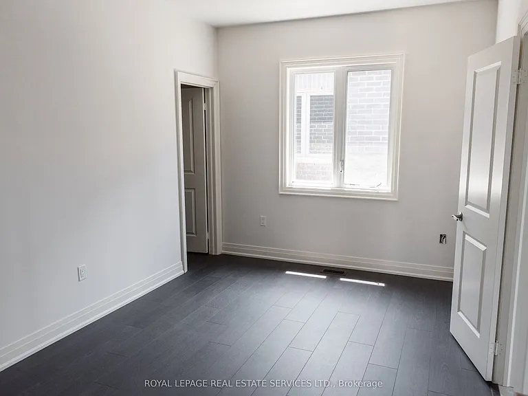 406 Humphrey St — Photo 26