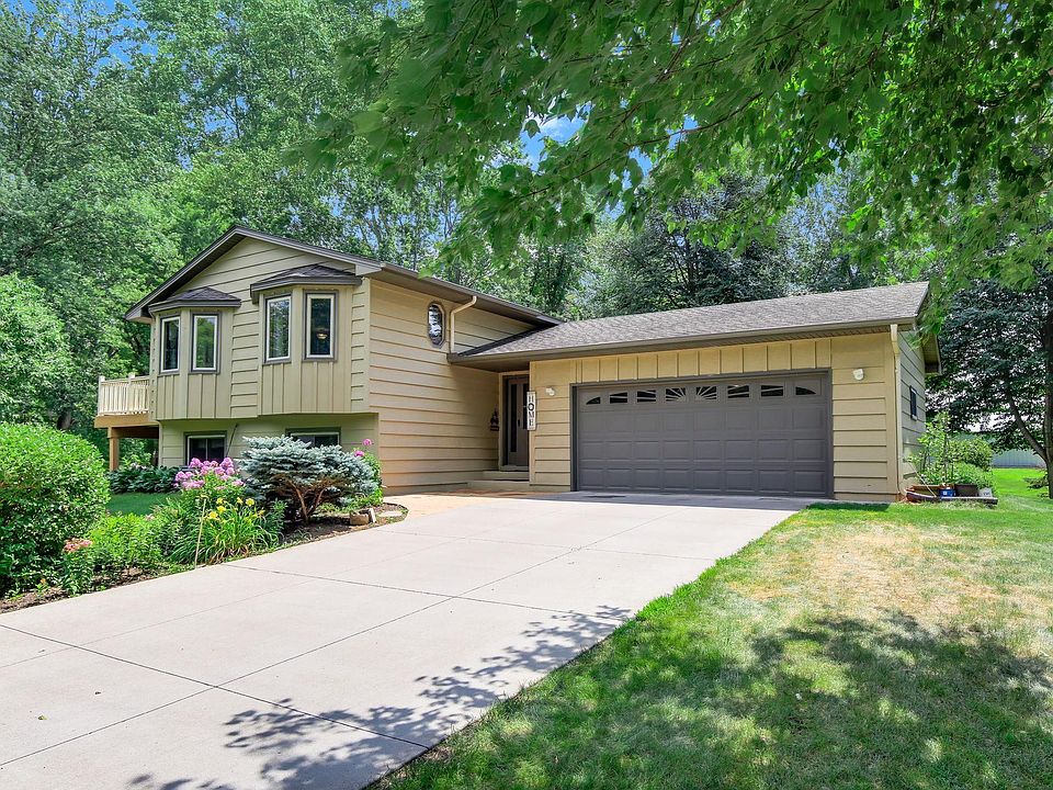 1st image of 22365 Circle Ln