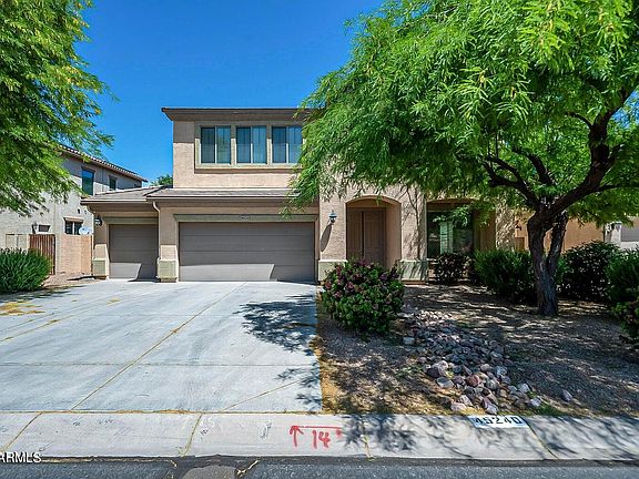 2nd image of 45240 W WINDROSE Drive