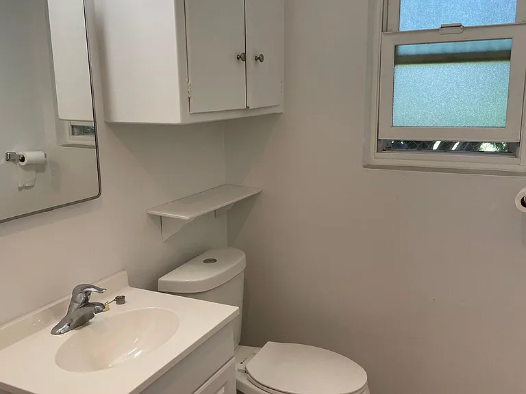 1616 E Sycamore Ave #7 — Photo 5