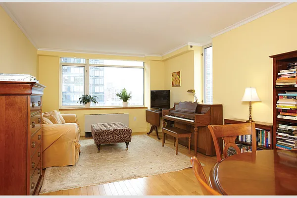 Sold by Stribling | media 31