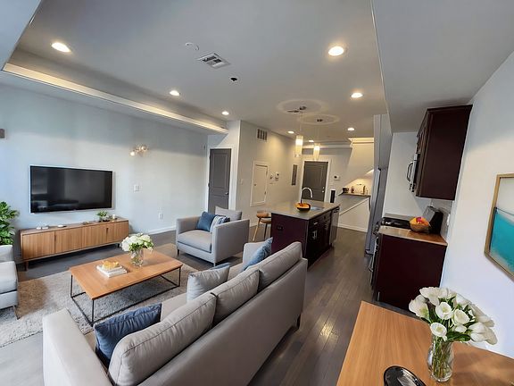 2nd image of 1334 N 7th St APT 2F