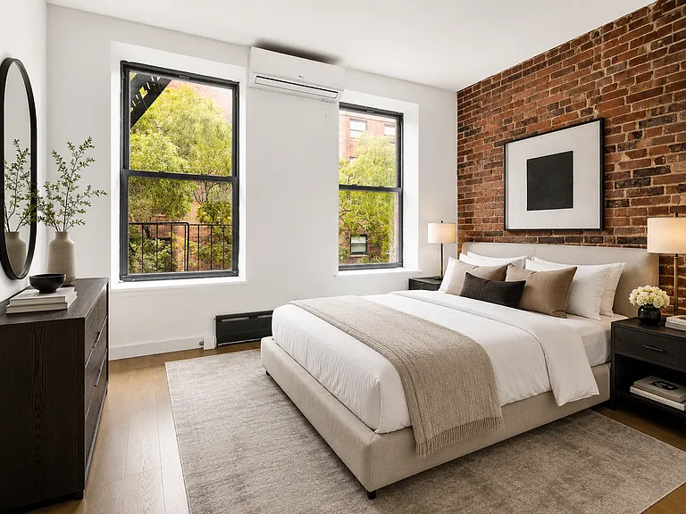130 Allen St #13 — Photo 2