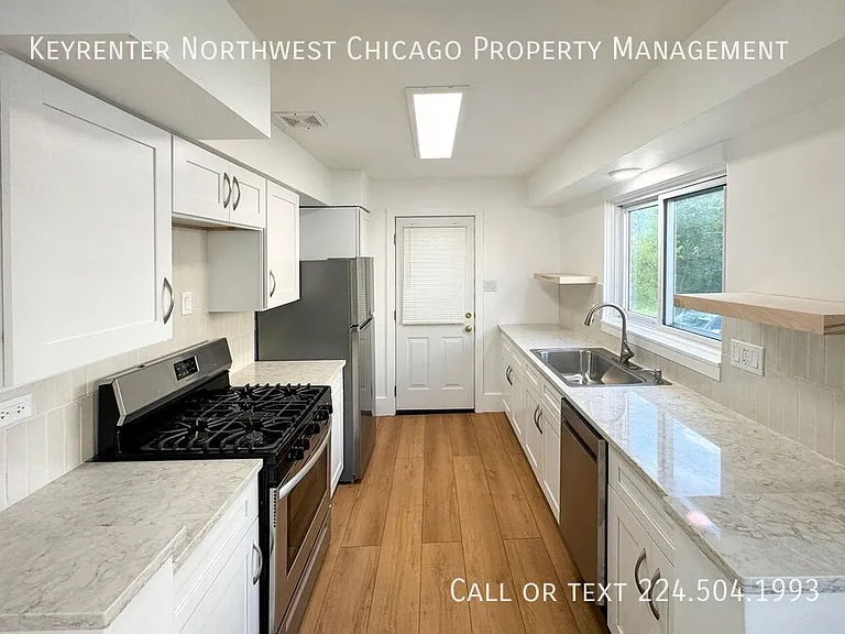 332 N Smith St #1 — Photo 6