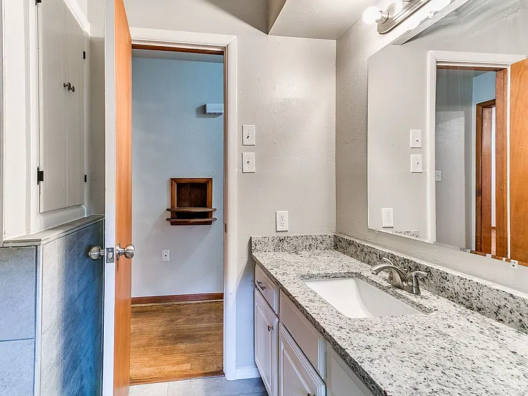 721 E Bouse Dr — Photo 19