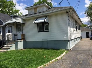 26 Elmwood Ave, Edison, NJ 08837
