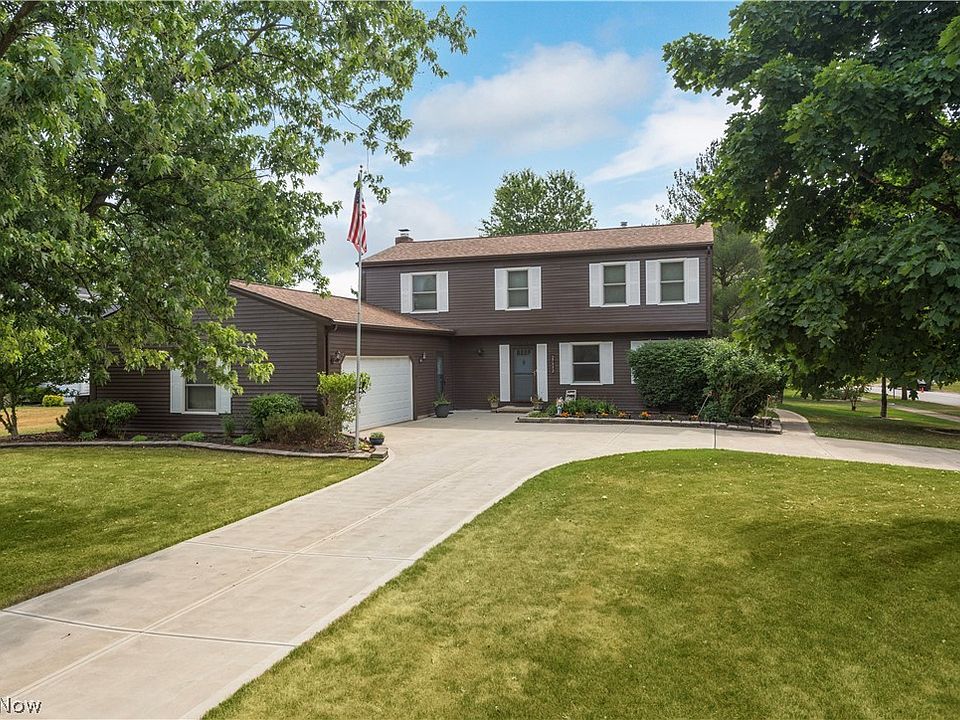 1st image of 27992 Stonegate Cir