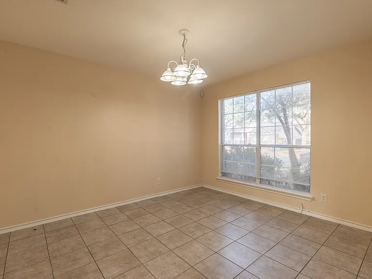 635 Lynx Mountain — Photo 13