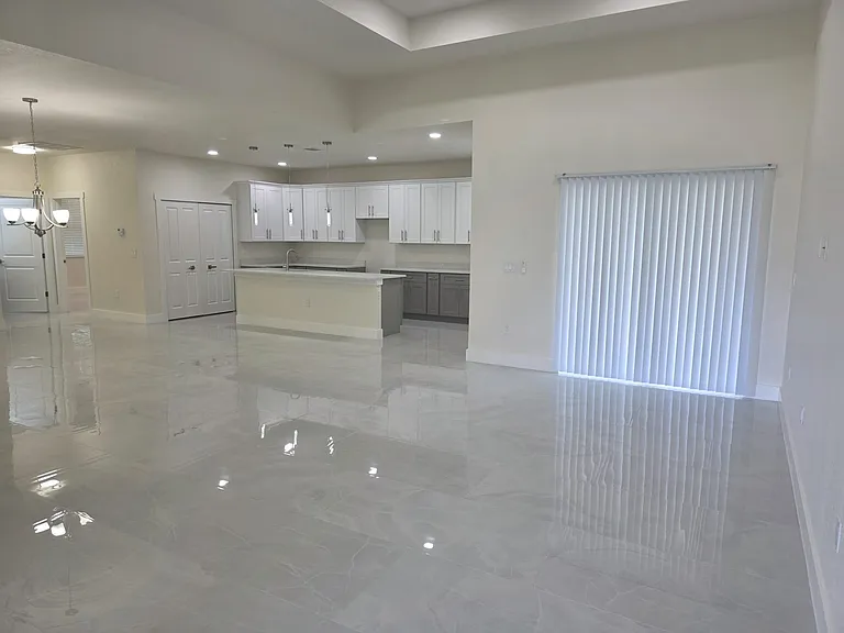 733 Dudley Ave S #733 — Photo 33