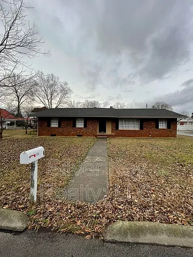 214 Chestnut St Photo 1