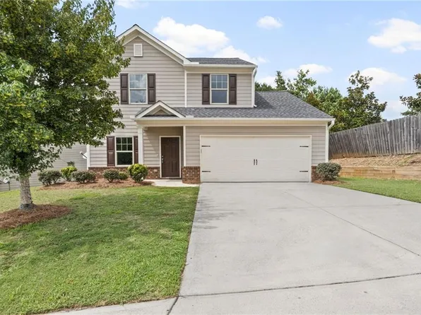 7423 Saint David St, Fairburn, GA 30213
