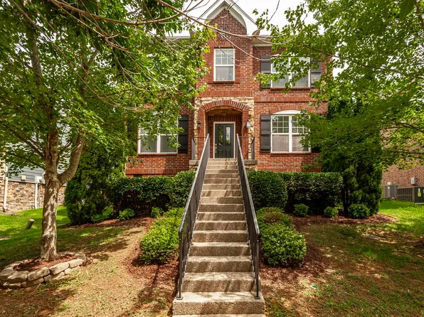 330 Tippecanoe Dr, Franklin, TN 37067