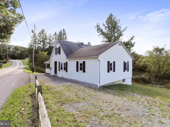 1906 Old Furnace Rd, Ridgeley, WV 26753