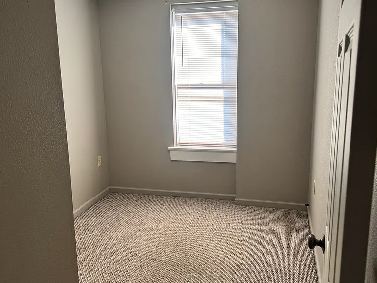 101 Fairmont Ave #301 — Photo 5