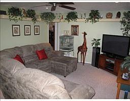 2nd image of 1028 Lochmont Dr