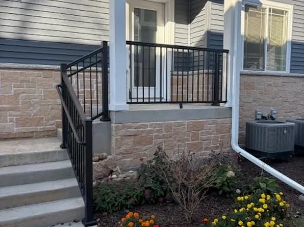 1965 N Windsor Ave, Cottage Grove, WI 53527