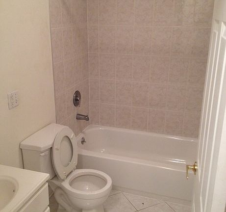 2nd image of 7508 S Essex Ave APT 3A