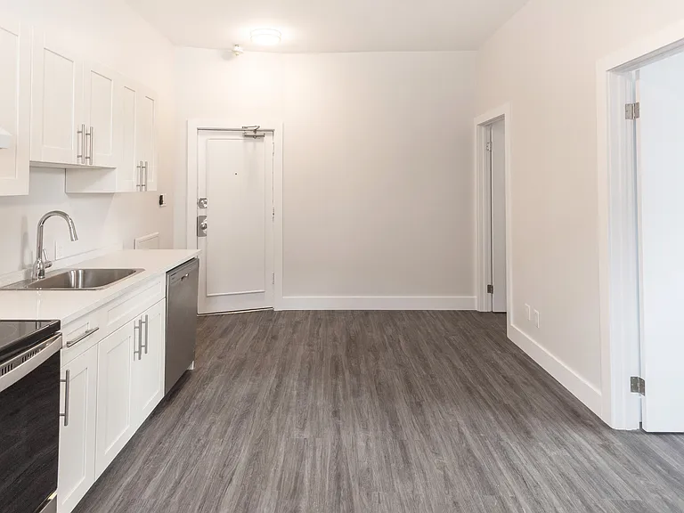 370 Stradbrook Ave #1 — Photo 28