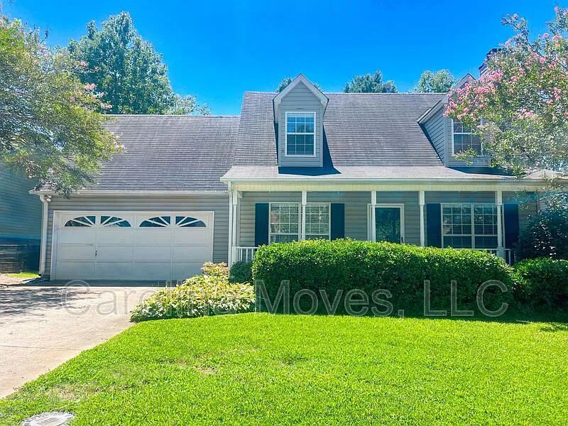 3 bed, 2.5 bath, 1492 sqft, $1,725 — Photo 1