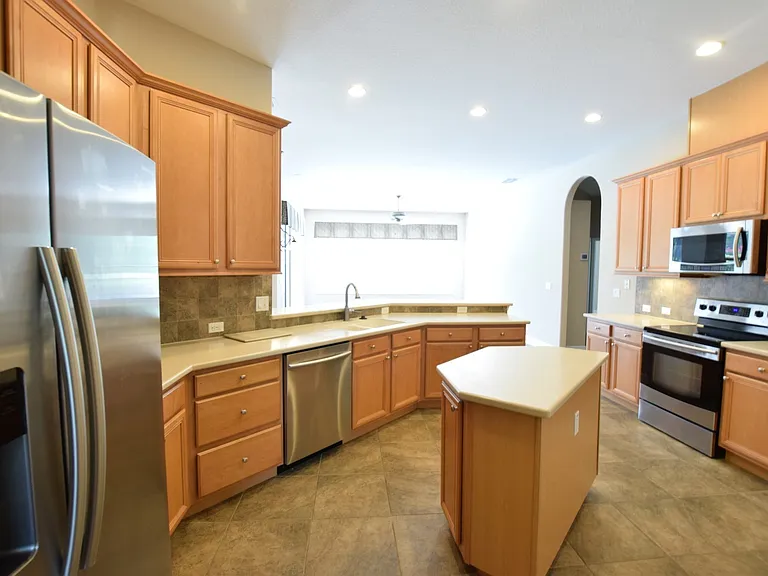 1036 Shadowmoss Cir — Photo 6