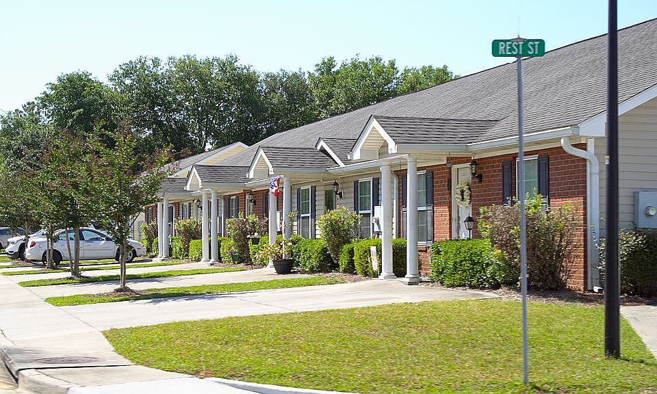 1st image of 210 Karima Cir