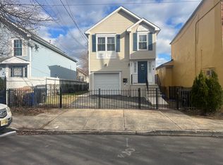 40-42 Holland St #1, Newark, NJ 07103