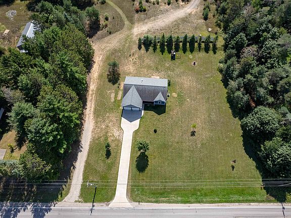 2nd image of 8677 Cedar Run Rd