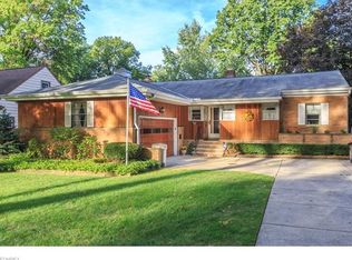1316 Ford Rd, Lyndhurst, OH 44124