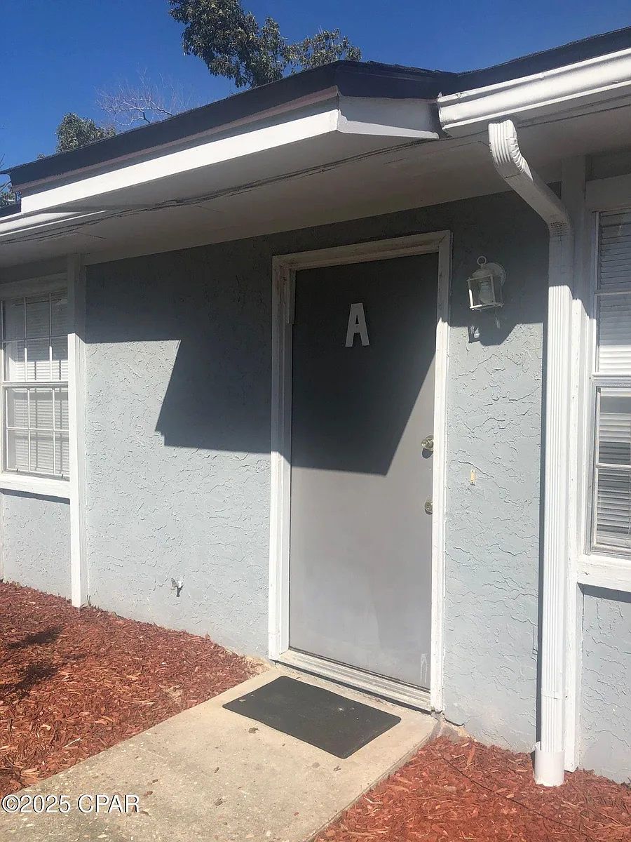 Photo 2 of 6 - 6707 22nd Ct #A - Panama City, FL Building Photo - 6707 22nd Ct #A