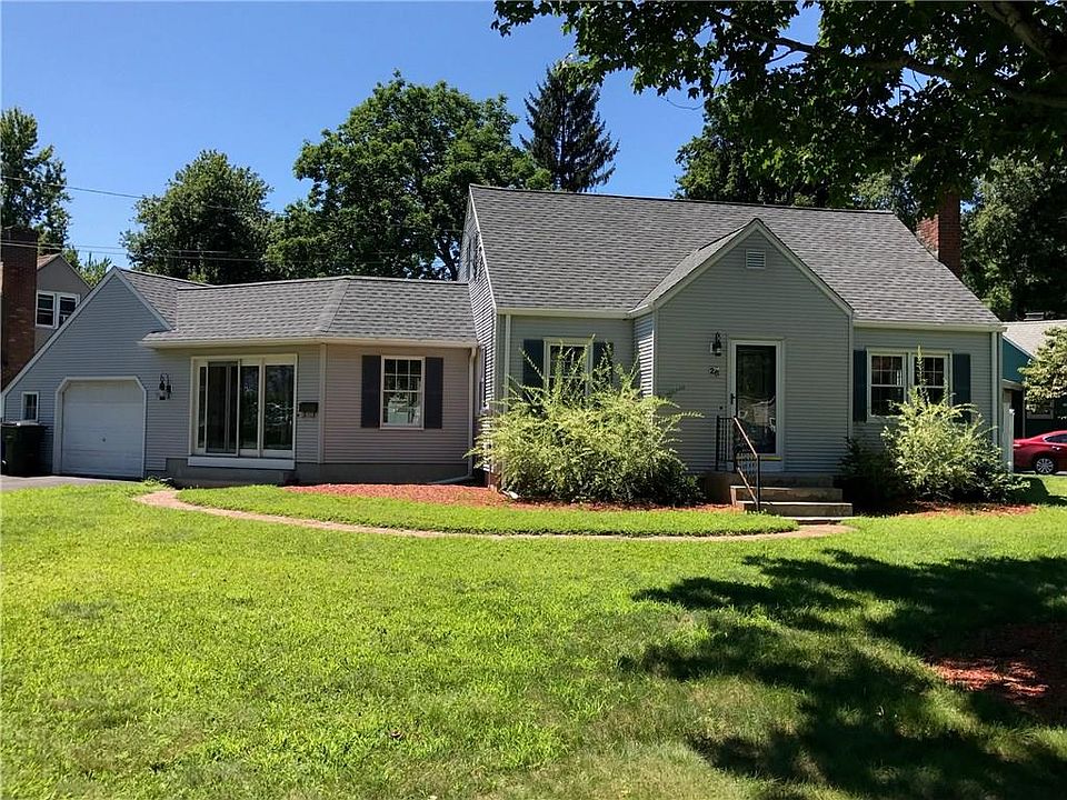 2nd image of 26 Circle Dr