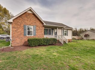 514 W Market St, Portland, TN 37148