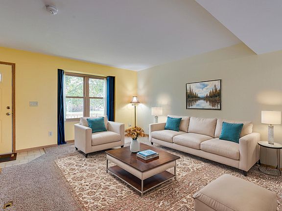 5th image of 6181 Shelba Dr