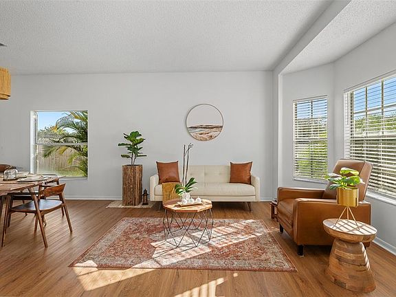 5th image of 6523 Canterlea Dr