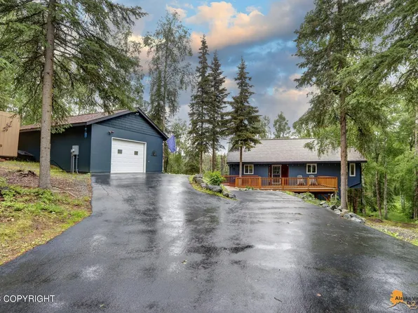 21337 River Park Dr, Eagle River, AK 99577