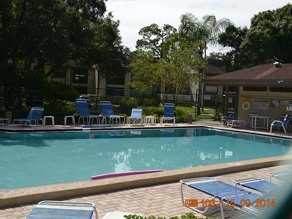 2nd image of 30 Woodlake Pl