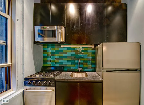 Sold by Brown Harris Stevens | media 17