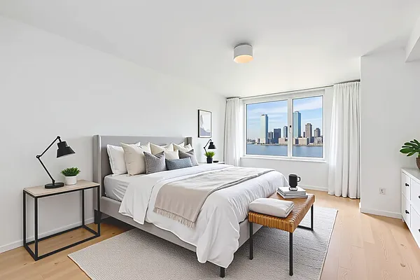 Sold by SERHANT. | media 2