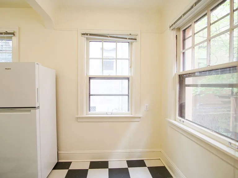1944 NW Johnson St #206 — Photo 5