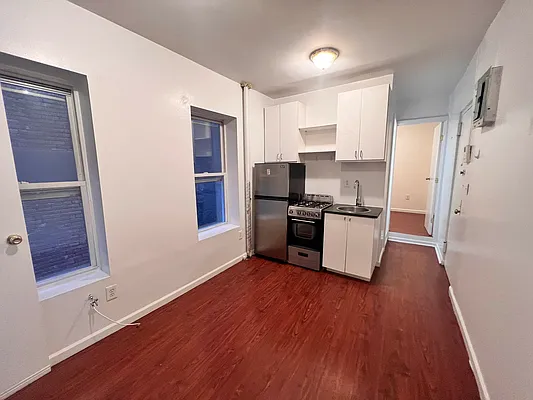 Rented by Highline Residential | media 3