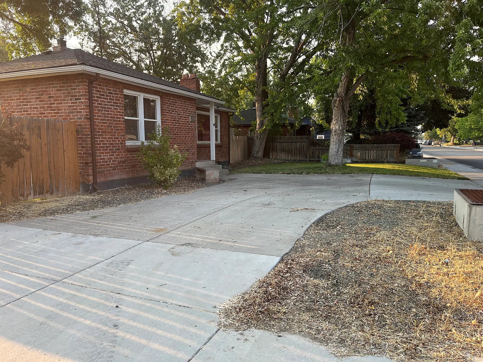1403 S Columbus St — Photo 2