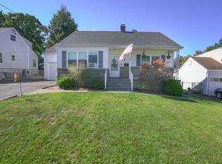 921 Lyman Ave, Peekskill, NY 10566