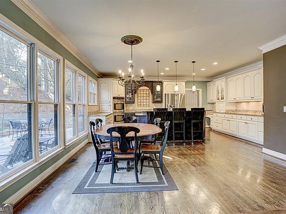 4th image of 5940 Whitestone Ln