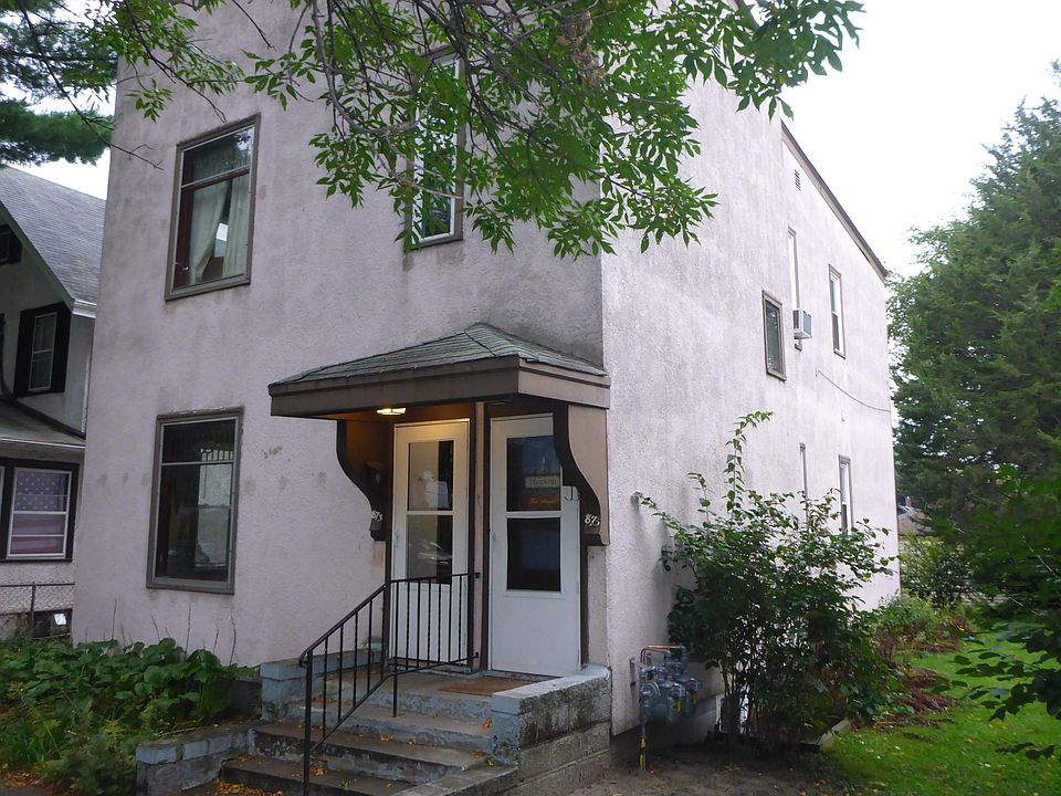 1st image of 875 24th Ave SE