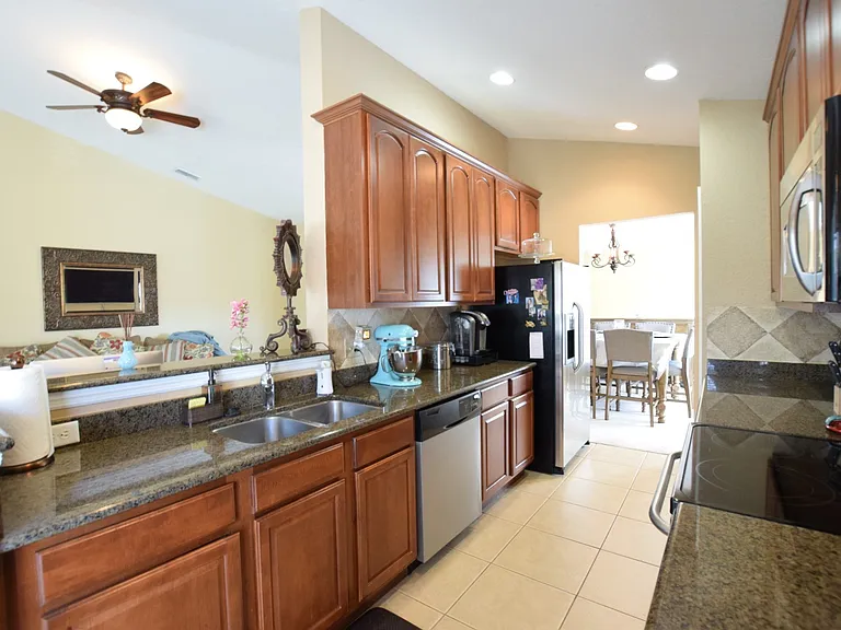 5297 Maxon Ter — Photo 10