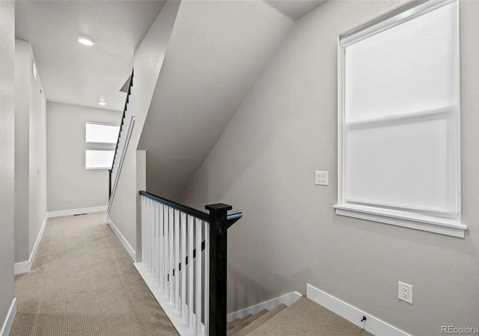 Charming 3BR/3.5Ba House in Broomfield — Photo 2